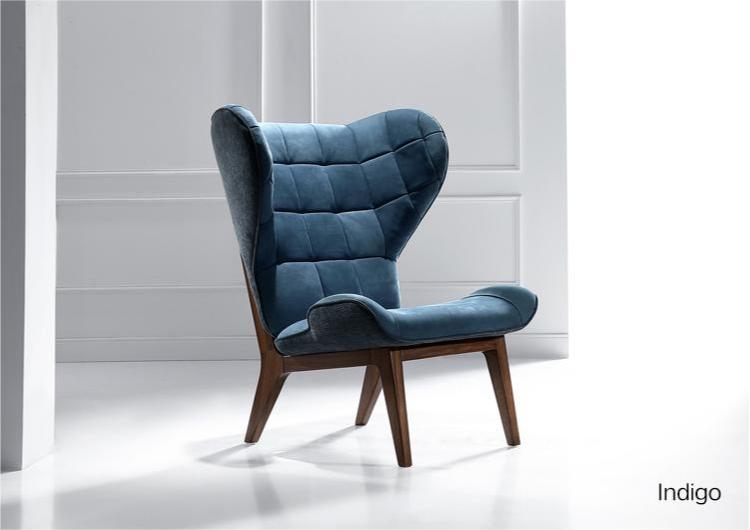 Elegant Luxury Wingback Leather Sofa Chair with Square Tufted Design