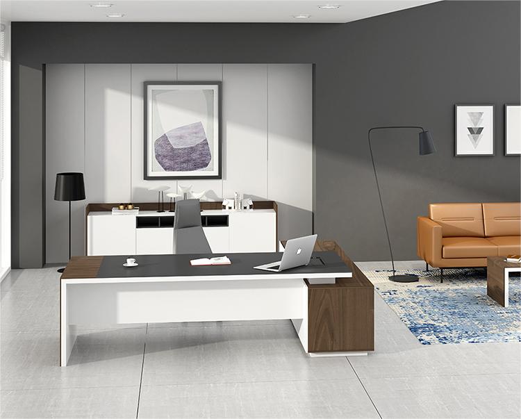 Luxurious Office Executive Desk for Your Workspace
